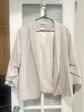 H&M Light Gray Open-Front Women's Blazer